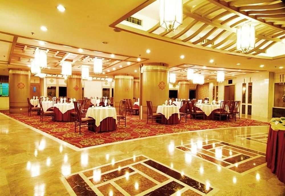 Crown Otel Vuhan Dış mekan fotoğraf